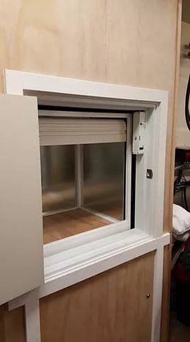 POWERLIFT 200 Dumbwaiter POWERLIFT 200 Dumbwaiter